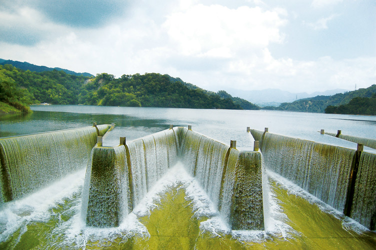 鯉魚潭水庫